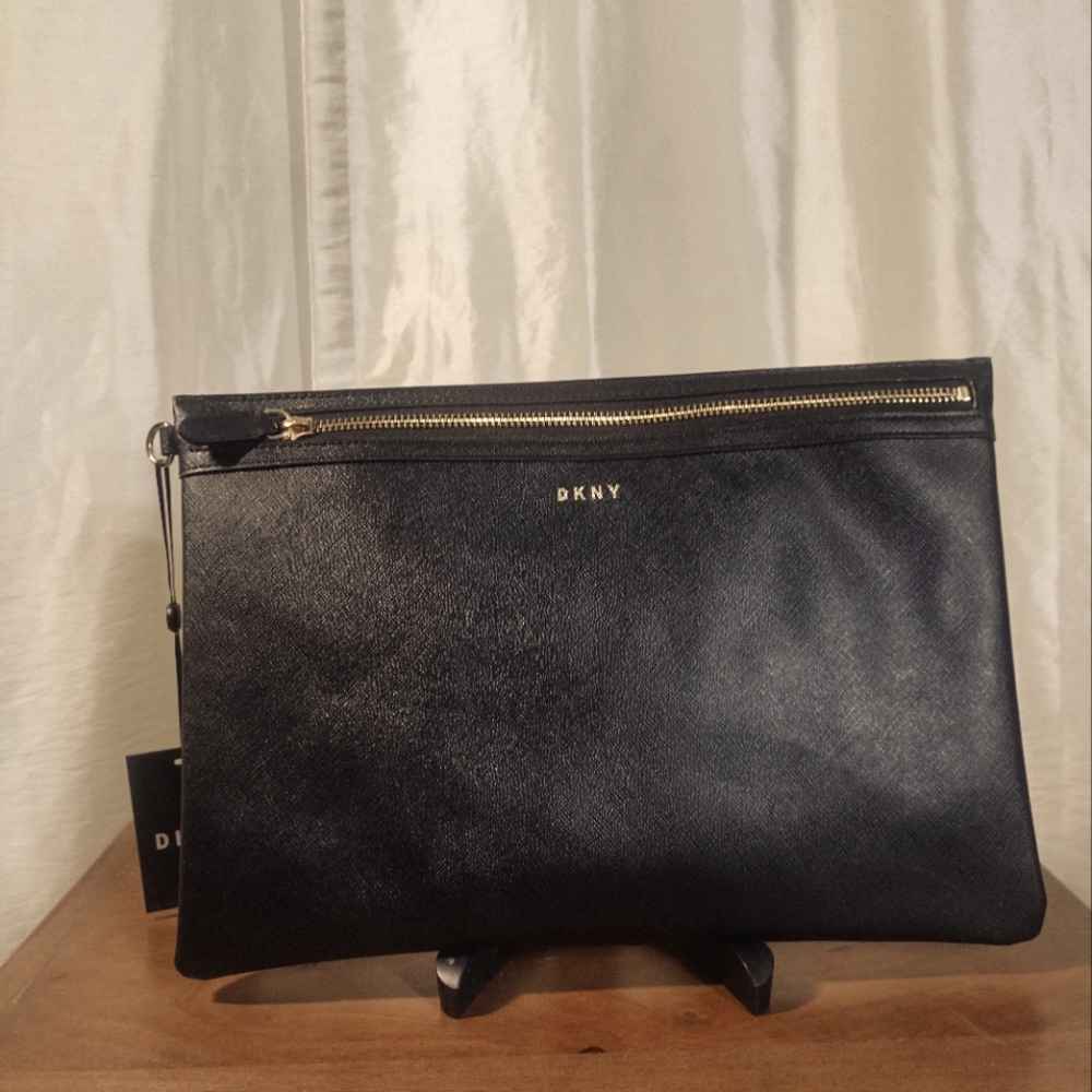 DKNY pouch